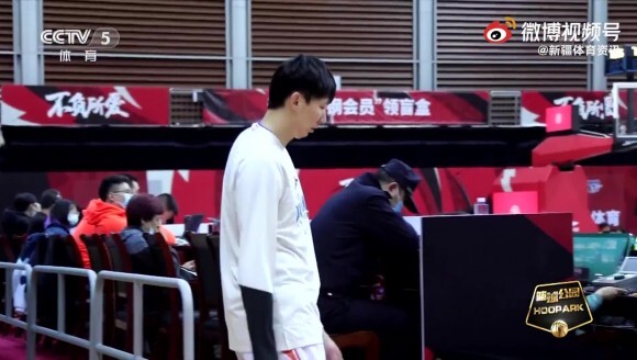 篮球公园：周琦离开CBA赴澳加盟NBL