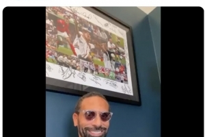 C罗绝杀，费迪南德晒视频点头微笑：Yessssssssss我的伙计！